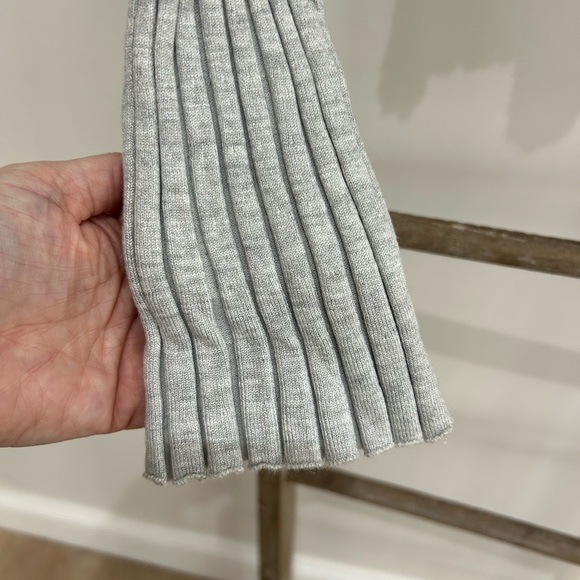 House of Harlow 1960 Gray Ribbed Long Sleeve Cropped Y2K Top Women’s Size L NWT - Picture 7 of 8